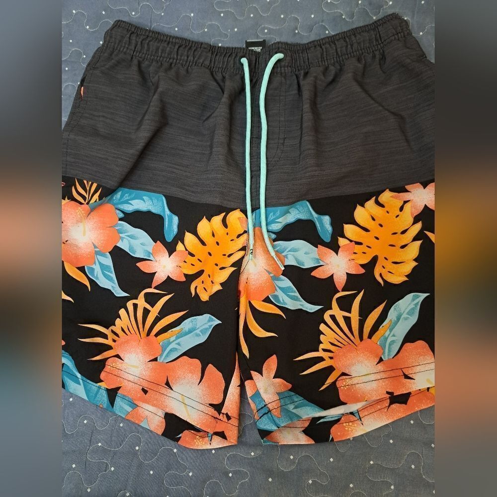 Ocean Current swim trunks size medium